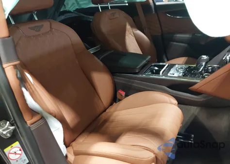 2022 Bentley Flying Spur W12 из США, поврежденный, VIN SCBBB6ZG6NC001586